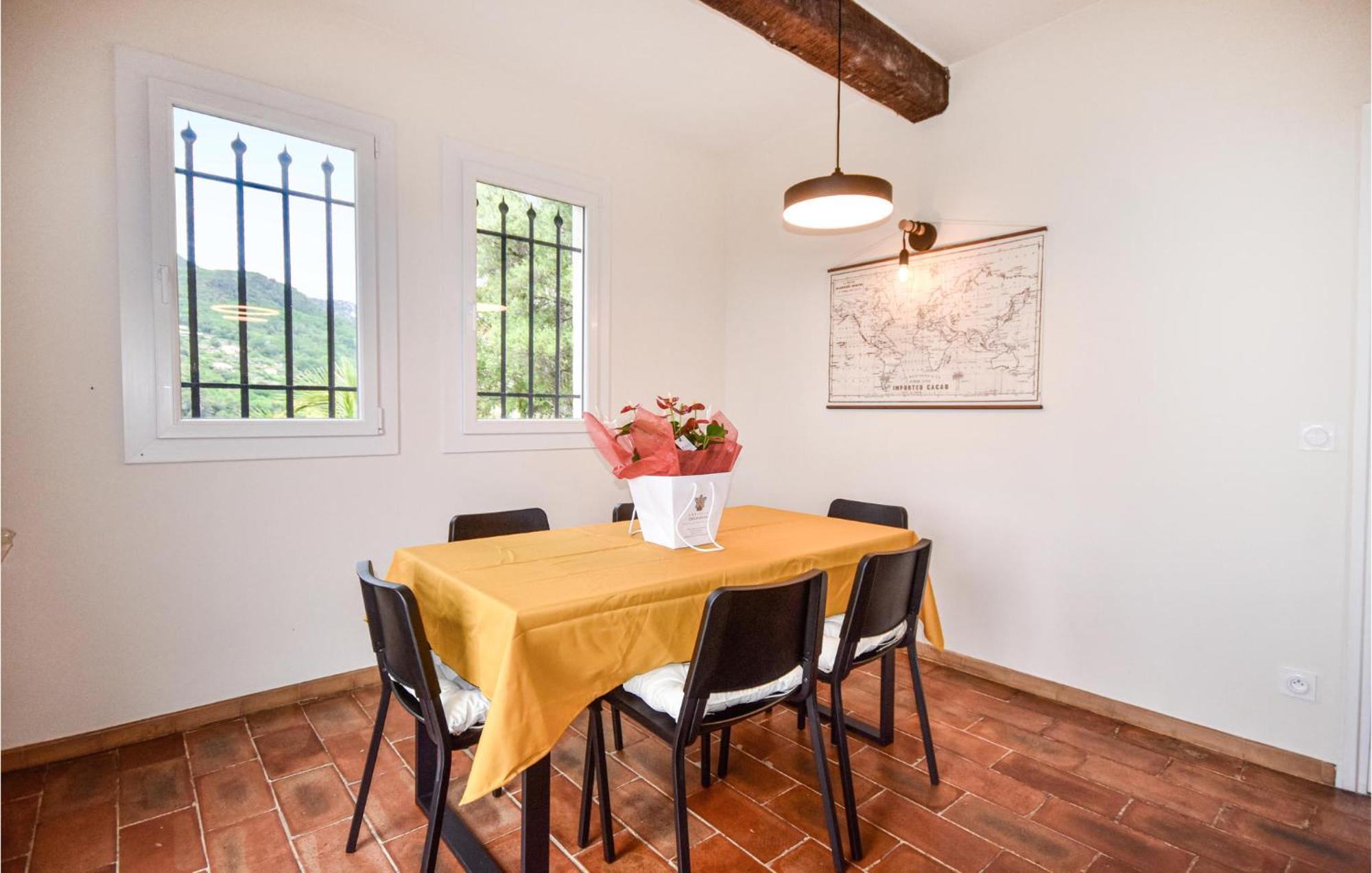 Awesome Apartment In Saint-Jeannet With Kitchen מראה חיצוני תמונה