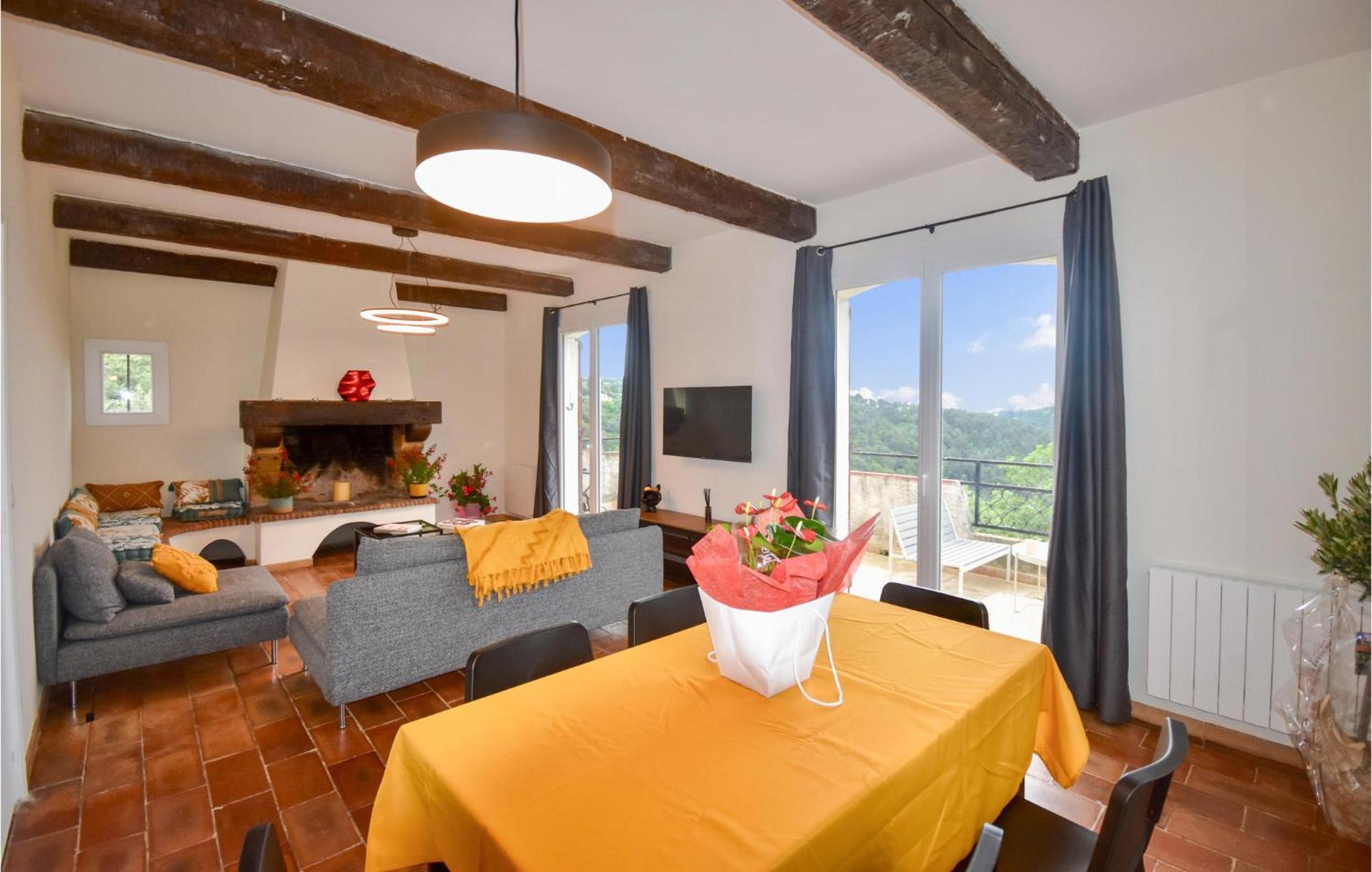 Awesome Apartment In Saint-Jeannet With Kitchen מראה חיצוני תמונה